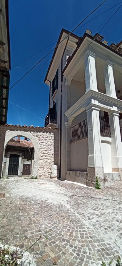 B&B Il Cardinale Rocca di Mezzo Exterior foto